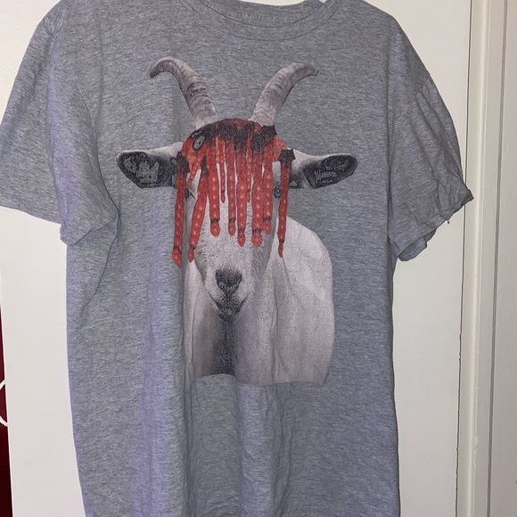 GOAT Tee - Picture 2 of 2